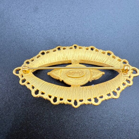 Vintage Daria Brooch Black Enamel Gold-Tone Oval Pearl Inspired Pin With Rhinest - Picture 2 of 4
